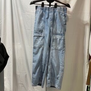 GAP Denim High Rise Wide-Leg Jeans - Light Blue.  Never worn.